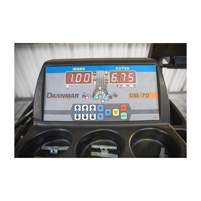 Dannmar DB-70 Automatic Wheel Balancer image 1