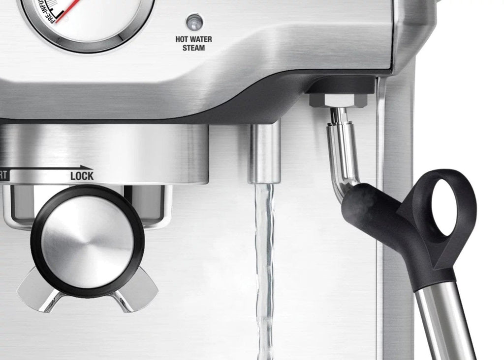 Breville – the Infuser Manual Espresso Machine with 15 bars of pressure, Milk Frother and Water filtration – Silver image 3