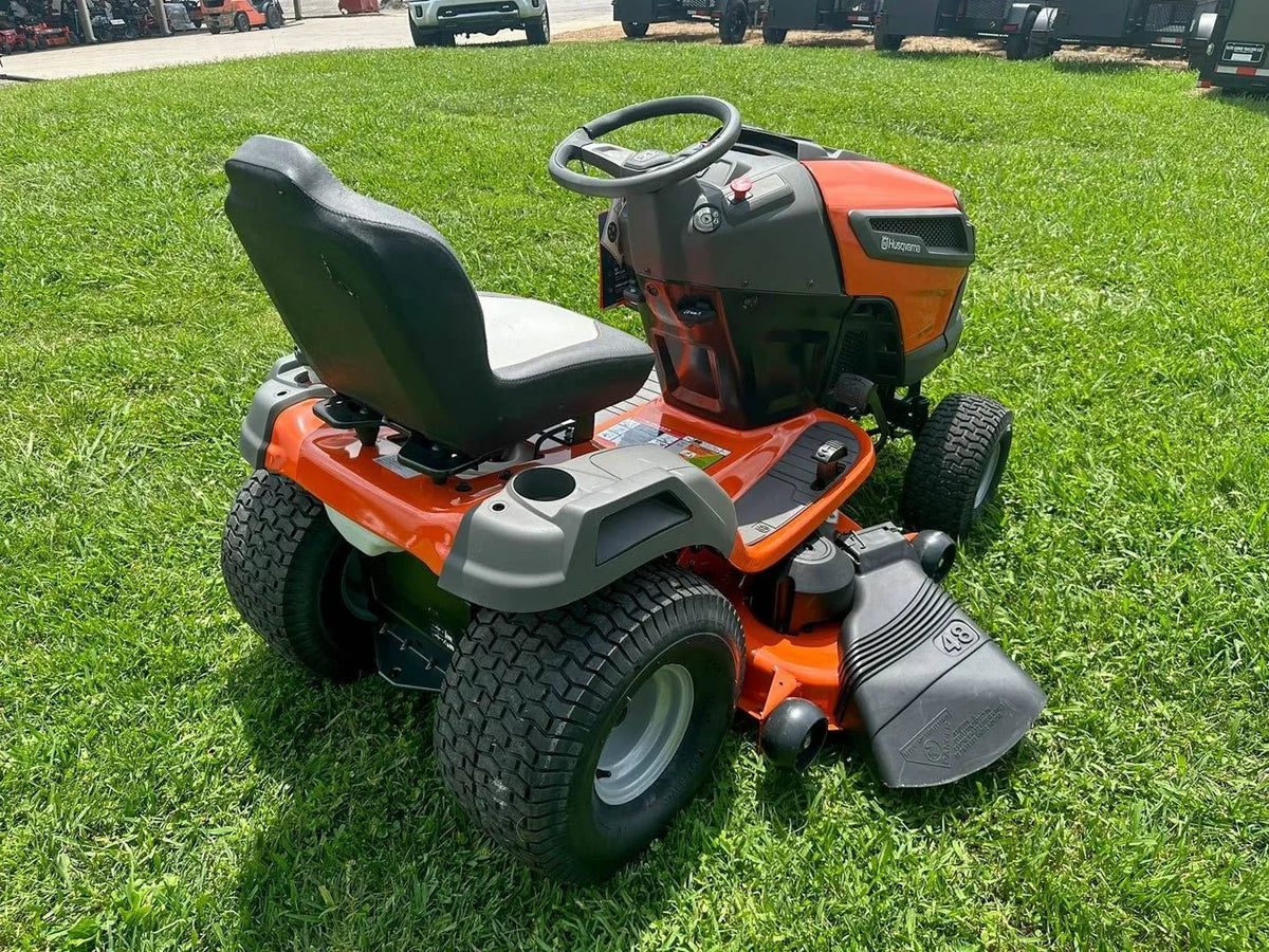 Husqvarna TS 148XK 48″ Lawns Tractors 24HP KOH (Scratch and Dent) image 4