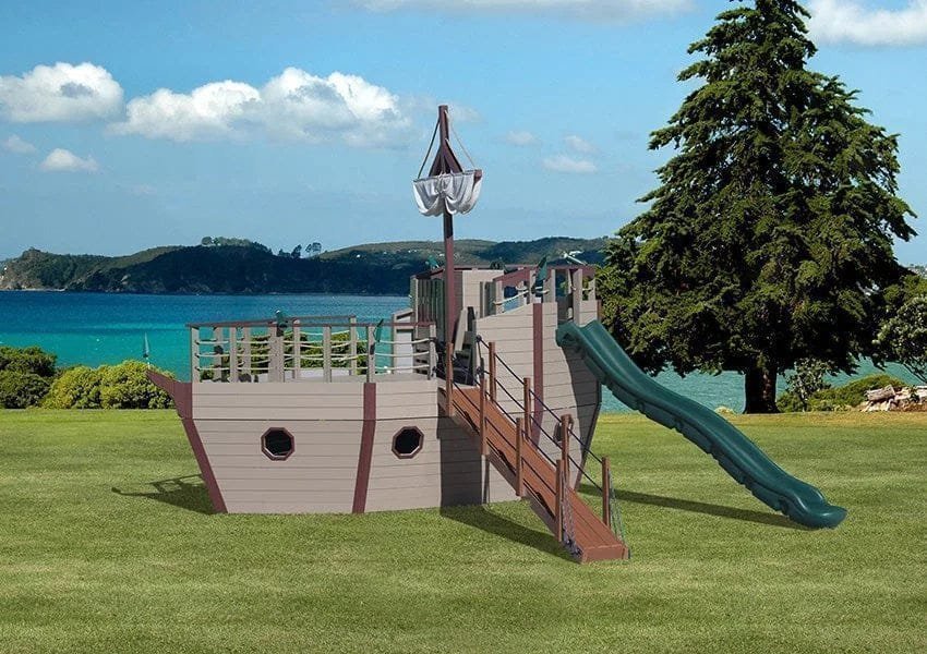 Play-Mor Youngster Yacht image 0