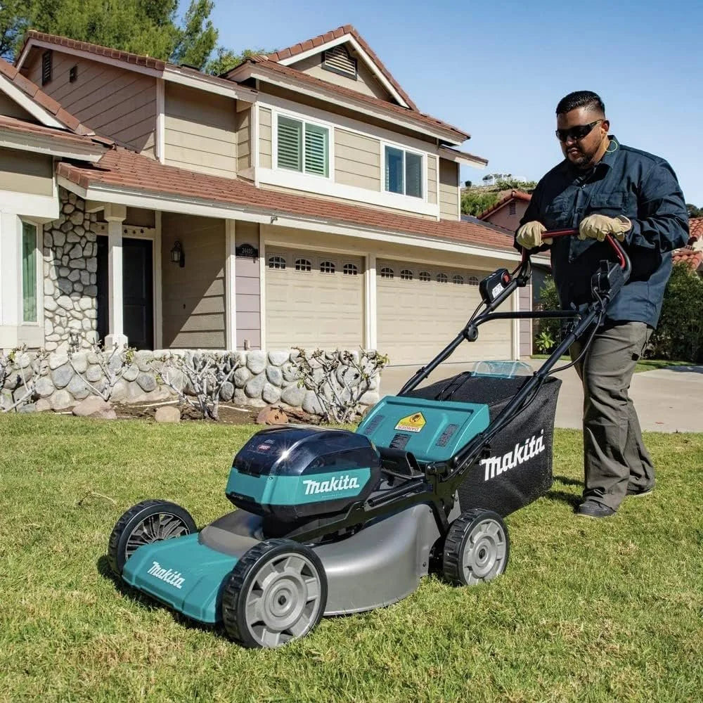 Makita 40V max XGT Brushless 21″ Self‐Propelled Commercials Lawn Mowers Kit GML01PL image 1