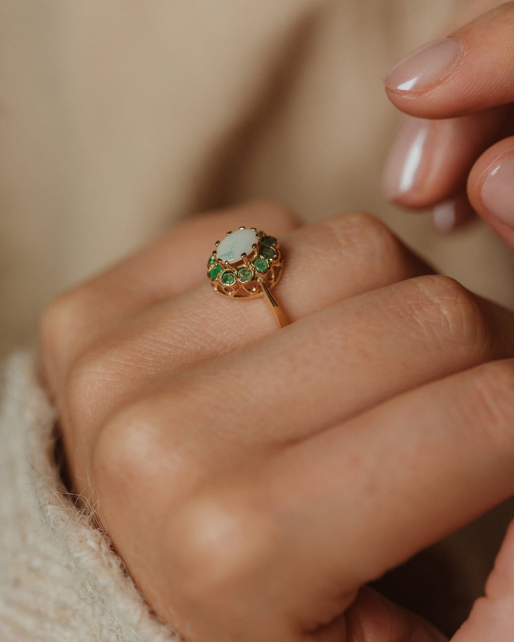 August 1979 Vintage 9ct Gold Opal & Emerald Cluster Ring