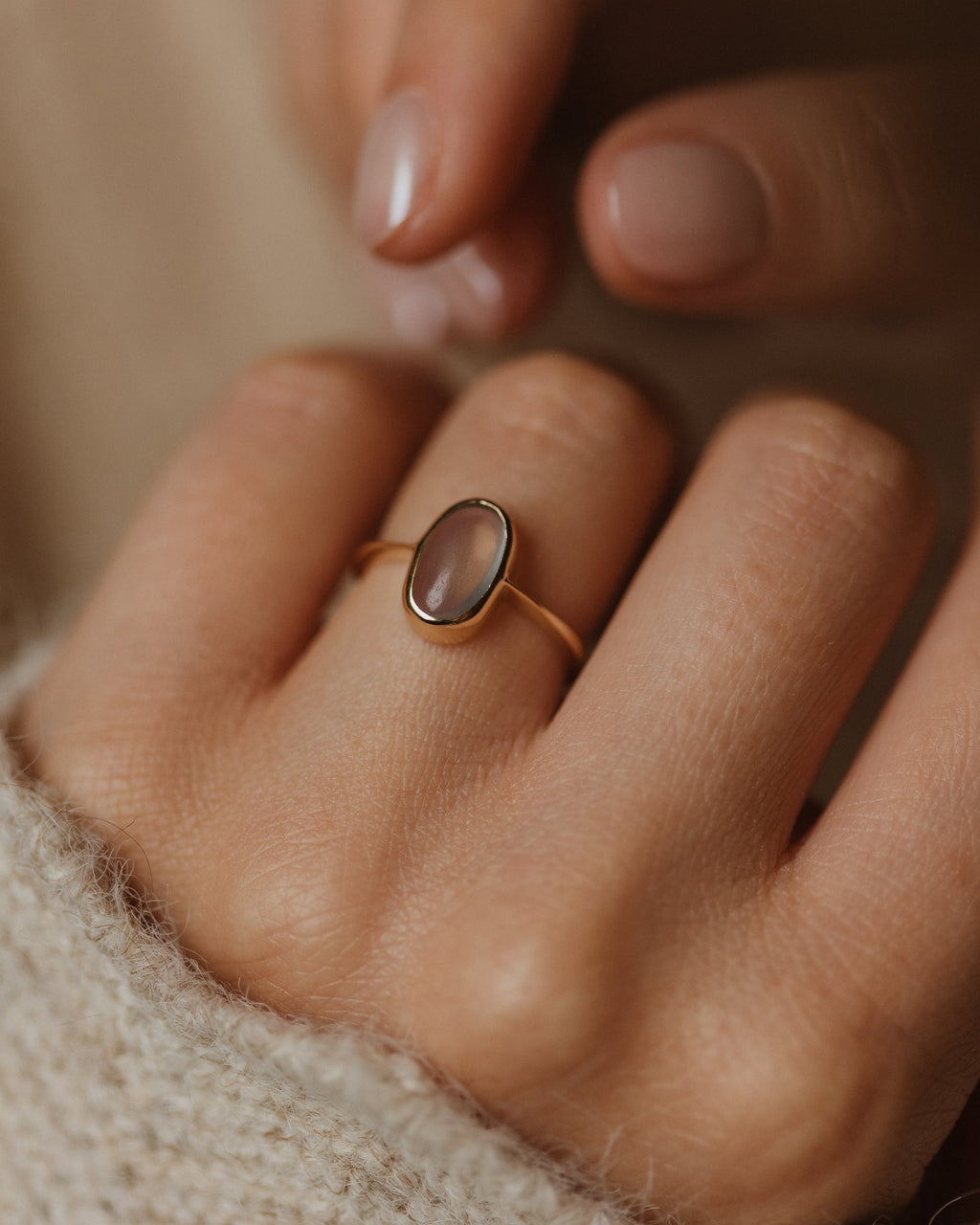 Birdie Vintage 9ct Gold Moonstone Single Stone Ring