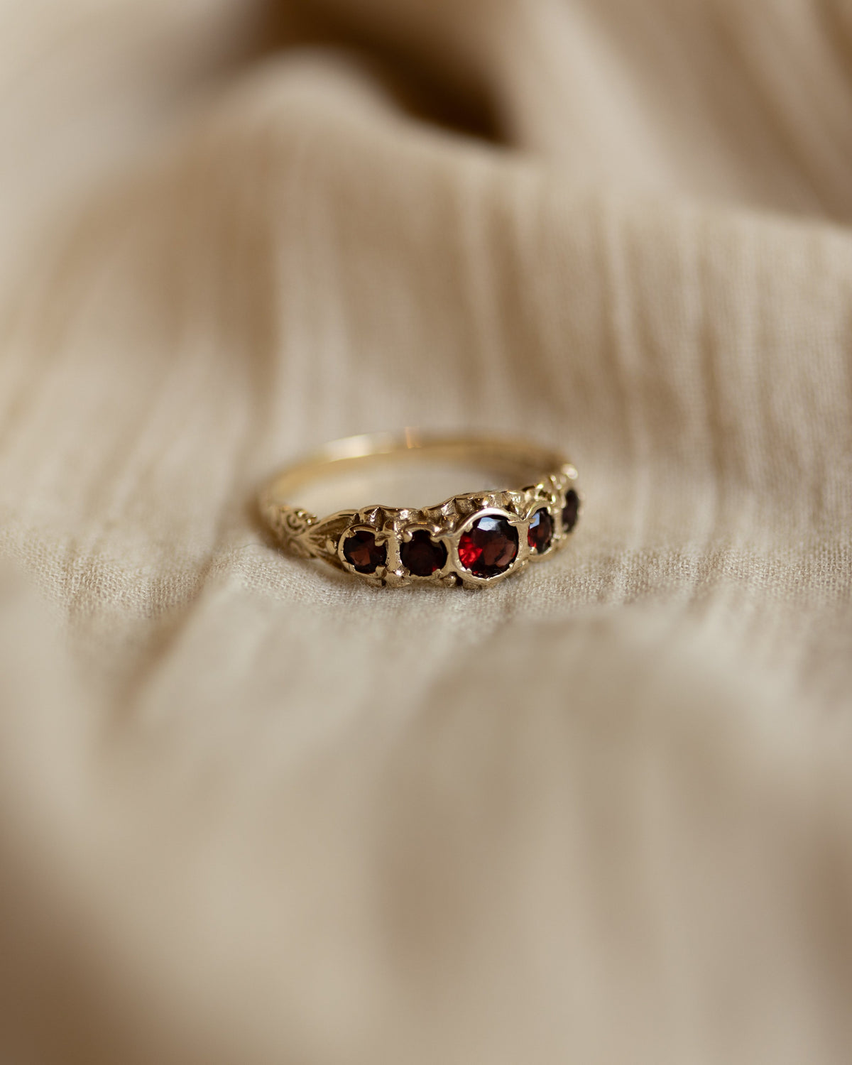 Hilda 1973 Vintage 9ct Gold Garnet Five Stone Ring