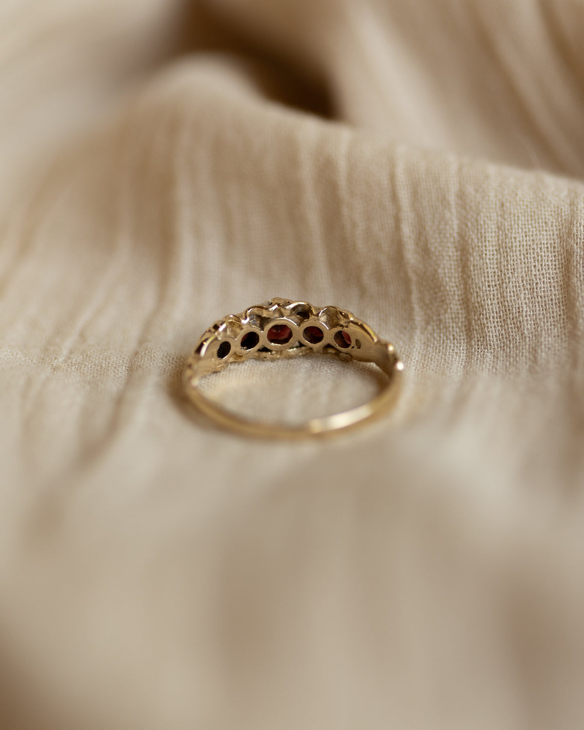 Hilda 1973 Vintage 9ct Gold Garnet Five Stone Ring