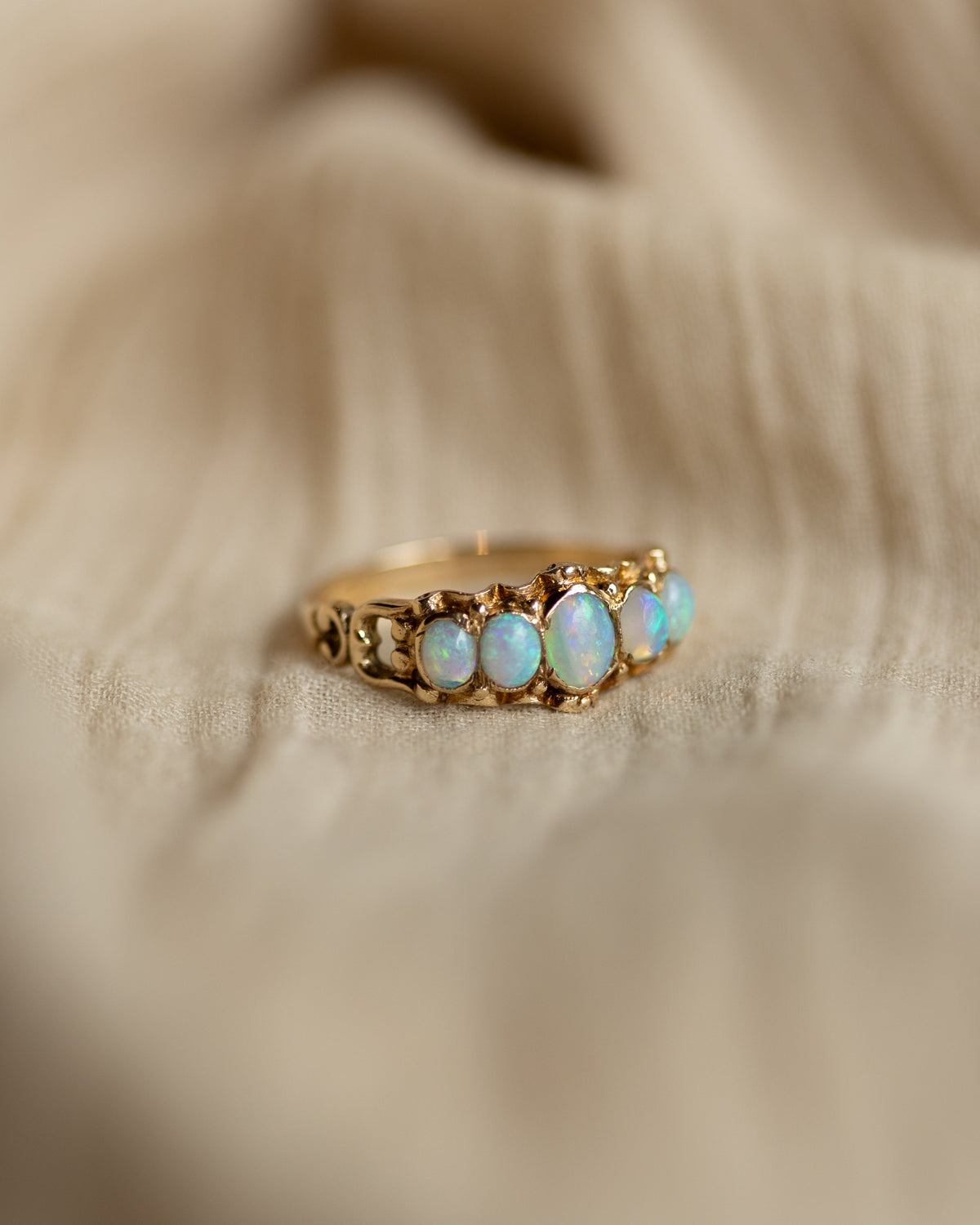 Daisy Vintage 9ct Gold Opal Five Stone Ring