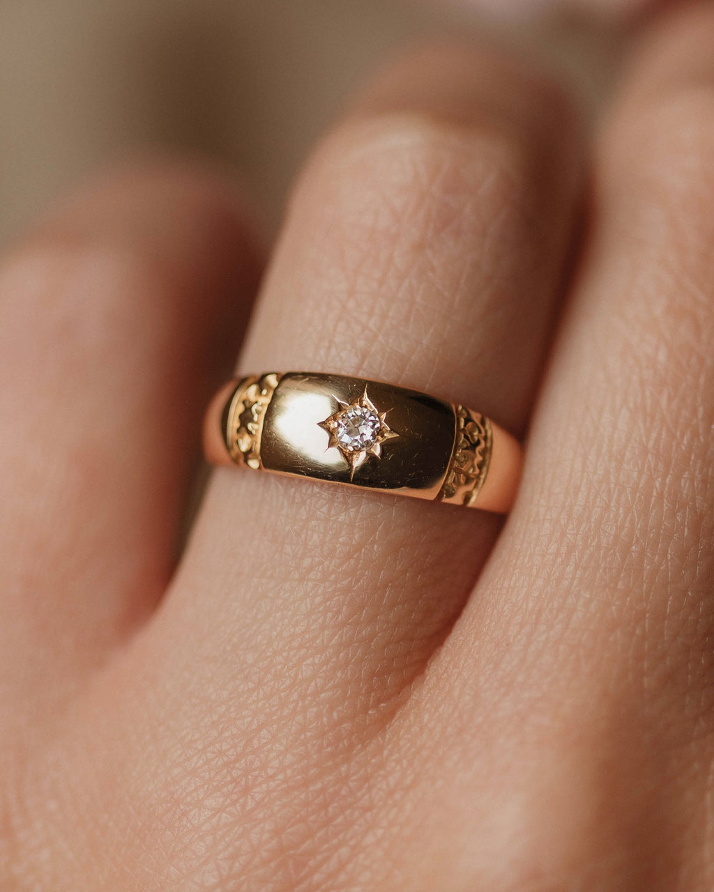 Florence 1892 Antique 18ct Gold Star Set Diamond Single Stone Ring