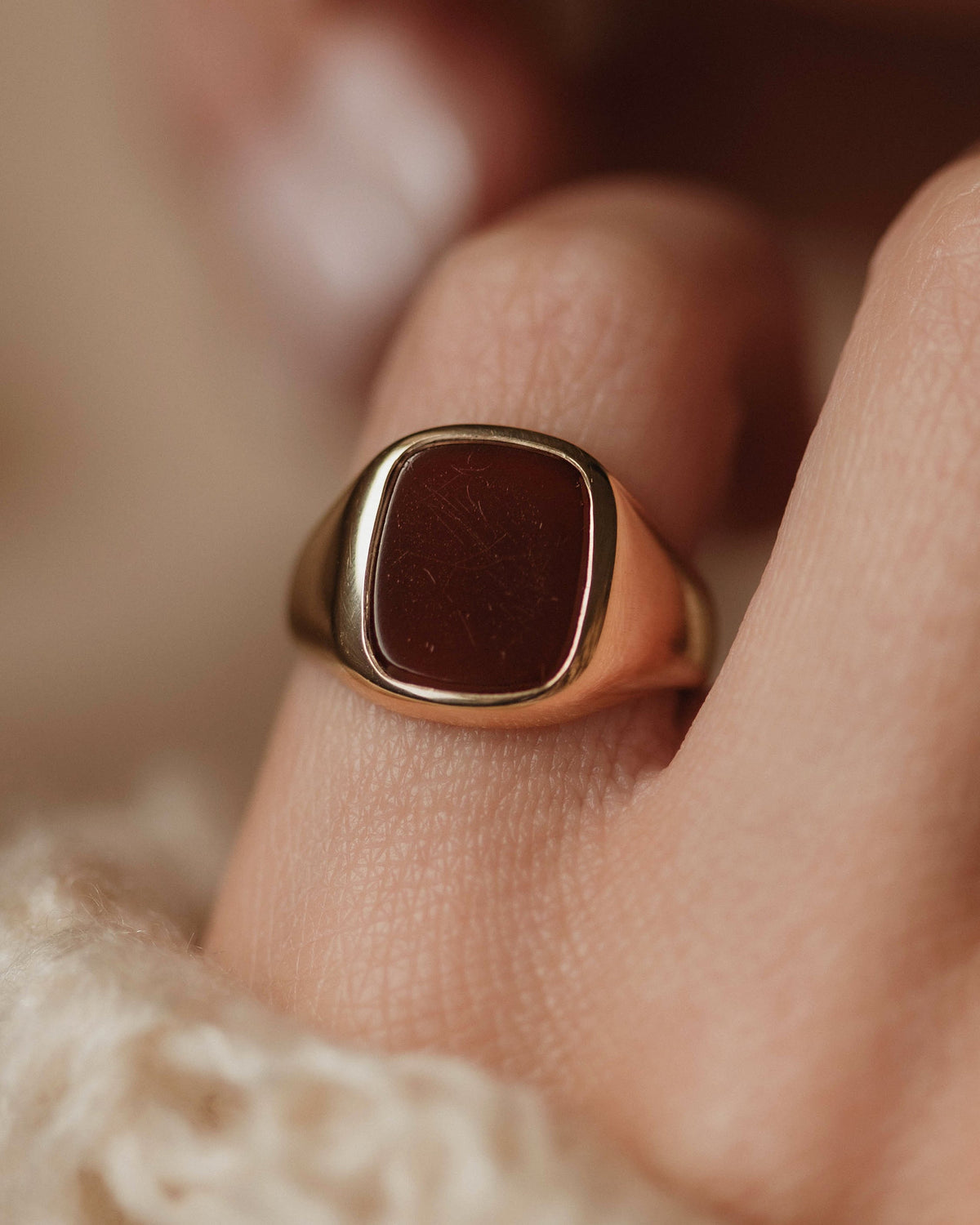 Cara Antique 9ct Gold Carnelian Signet Ring