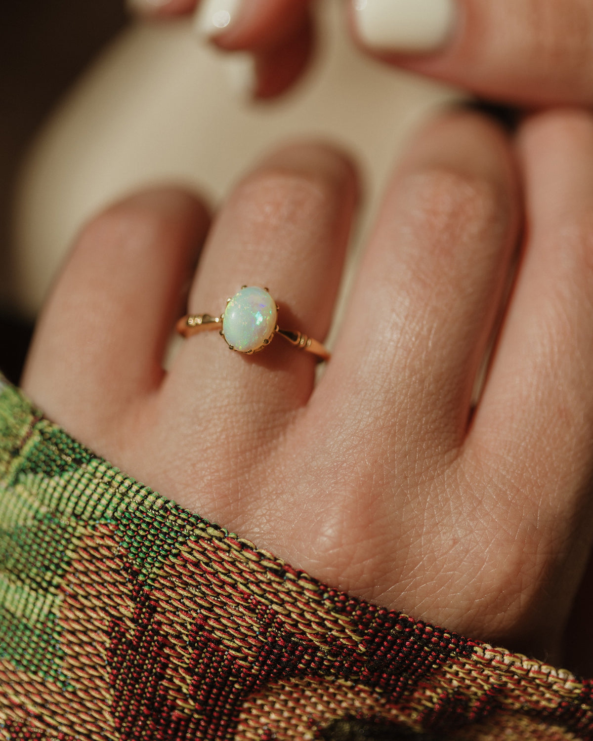 Beryl Antique 18ct Gold Opal Single Stone Ring