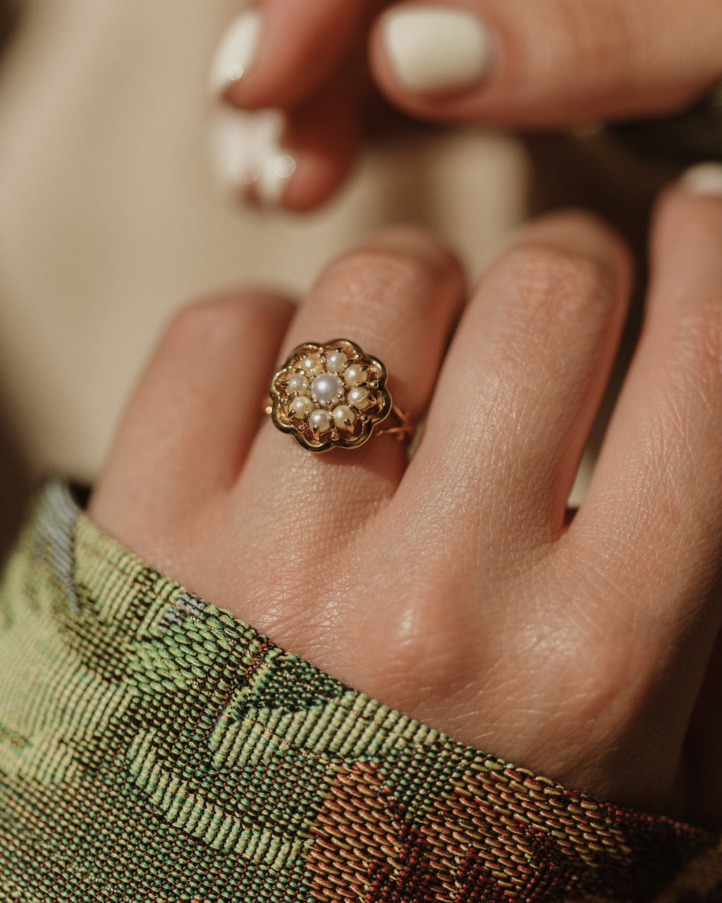 Alberta 1959 Vintage 9ct Gold Pearl Cluster Ring