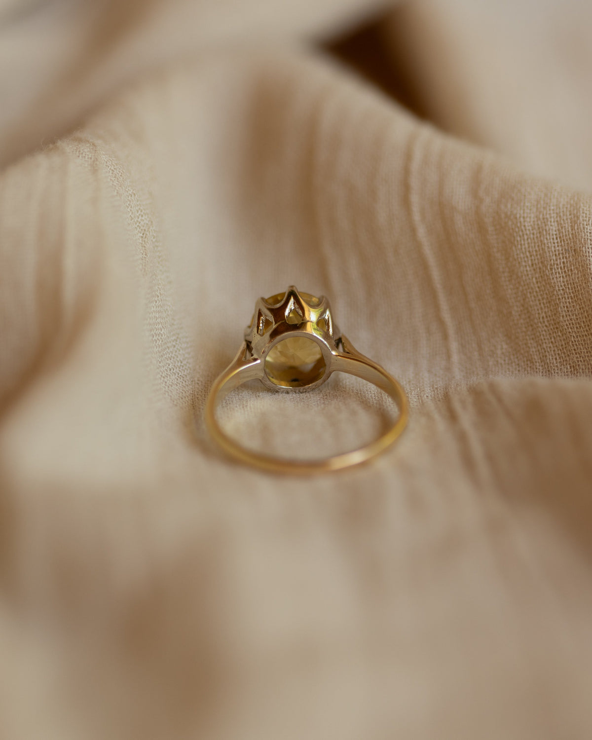 Faye Vintage 18ct Gold Citrine Single Stone Ring