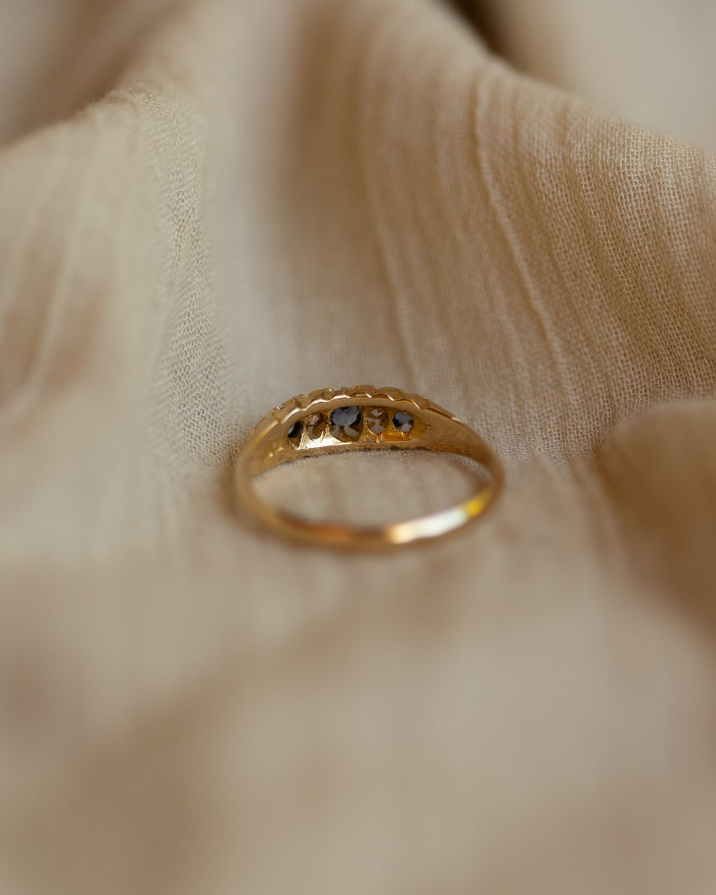 Desdemona 1901 Antique 18ct Gold Sapphire & Diamond Five Stone Ring