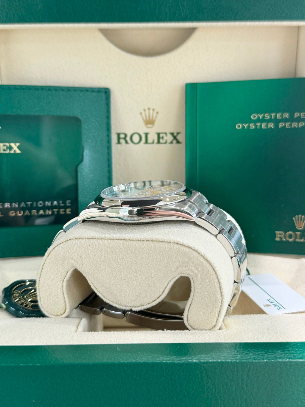 2023 Rolex Oyster Perpetual 41 124300