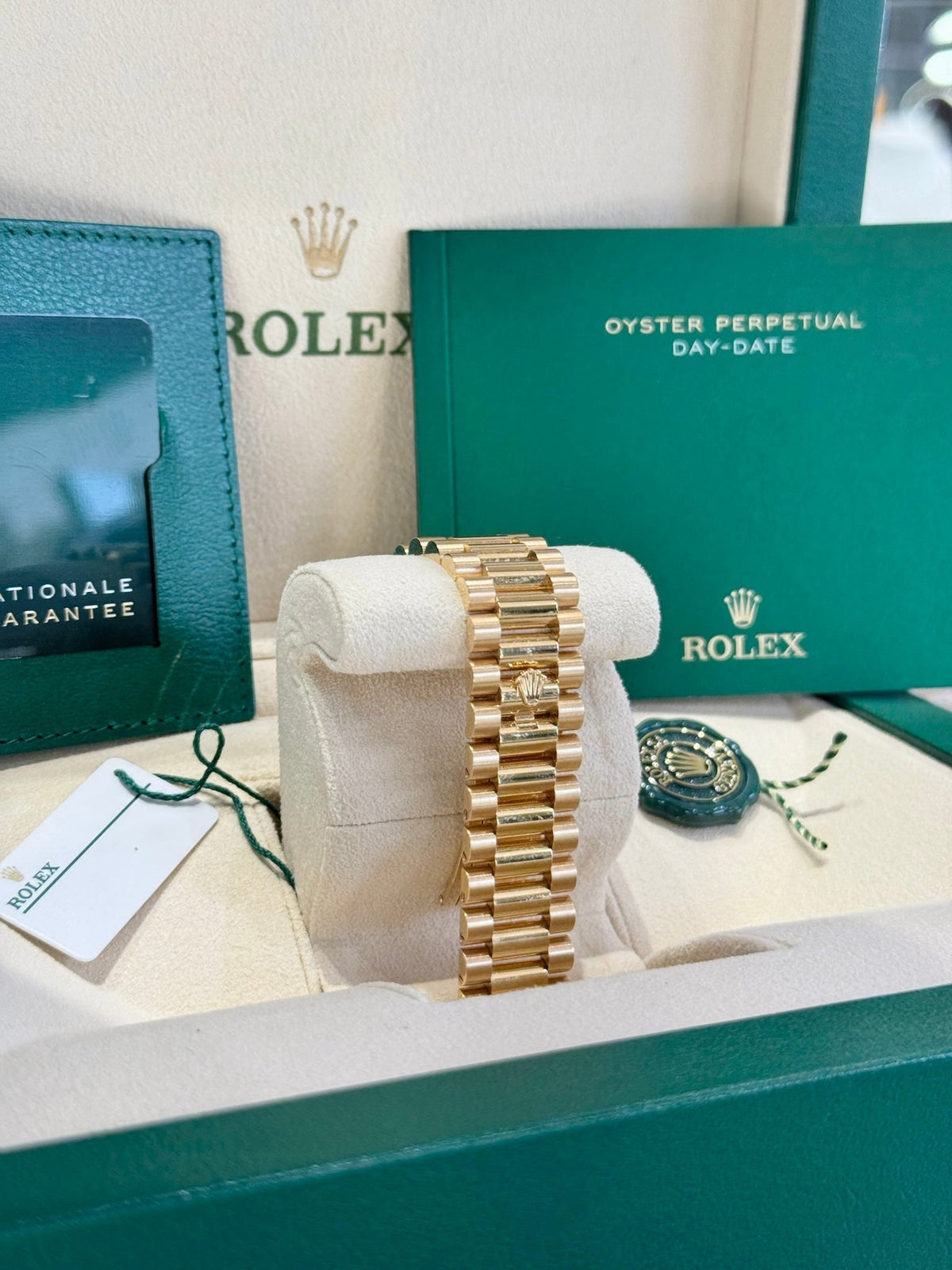 2024 Rolex Day-Date 40 228238
