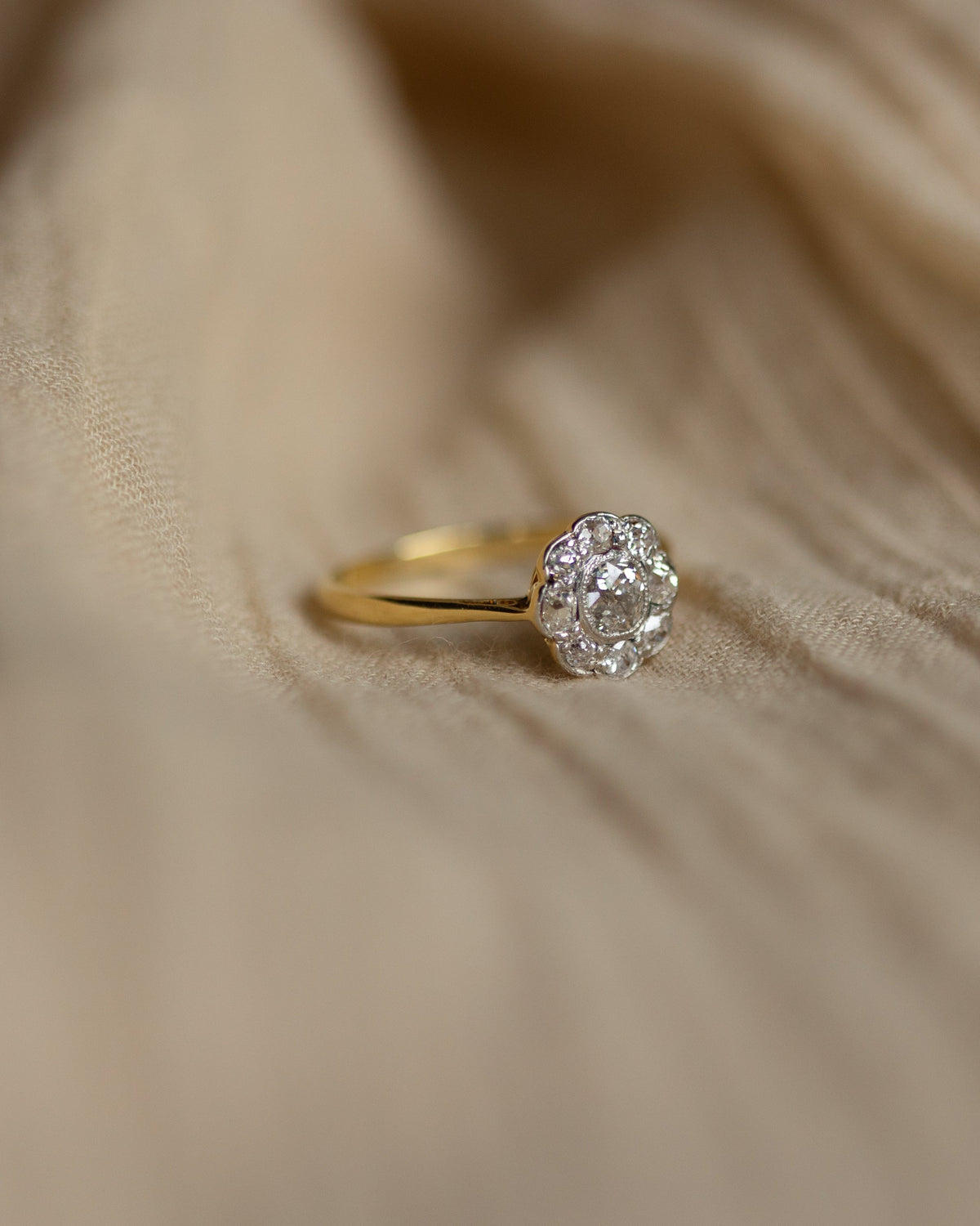 Vivienne Antique 18ct Gold Diamond Daisy Cluster Ring