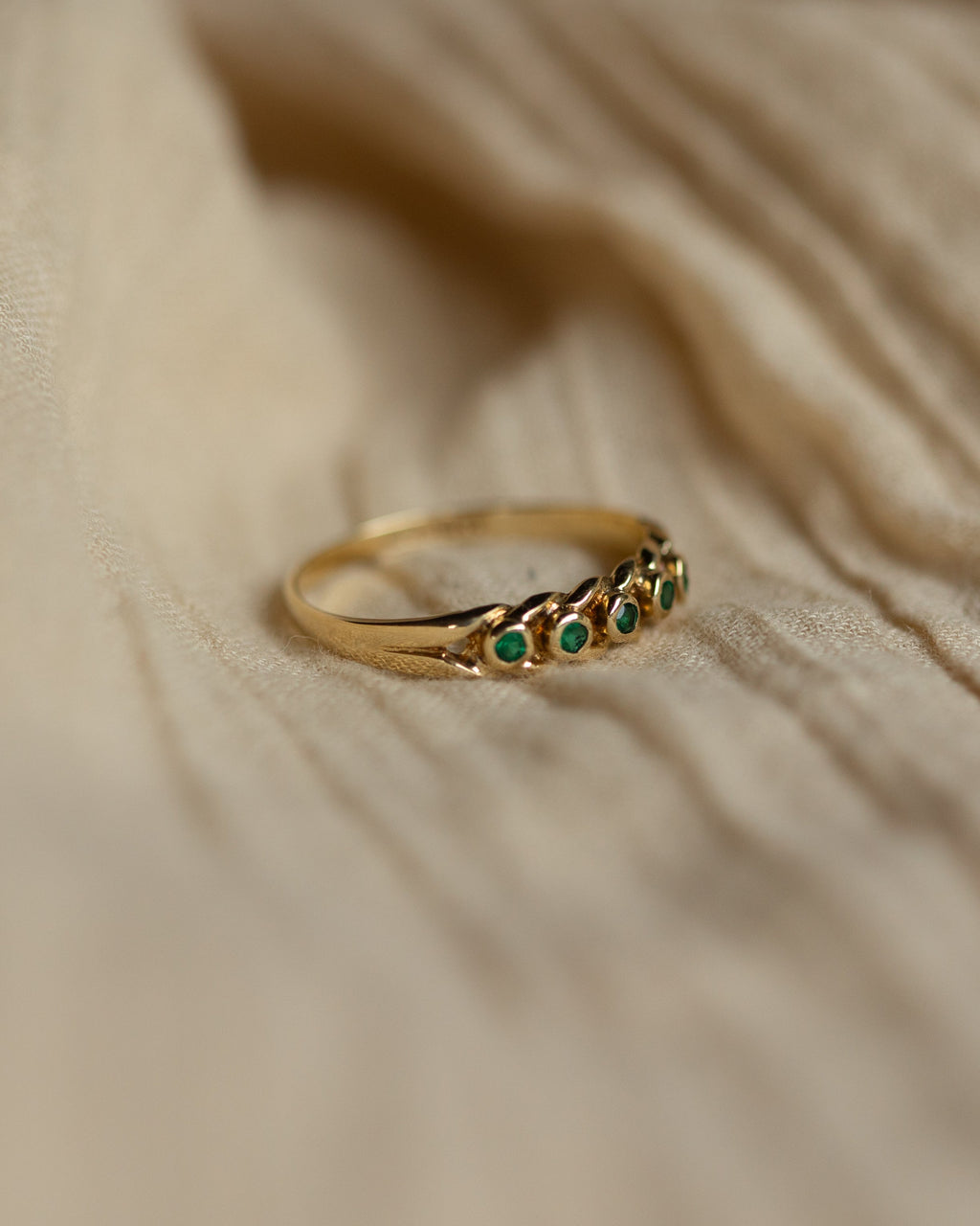 Mamie Vintage 9ct Gold Emerald Five Stone Ring