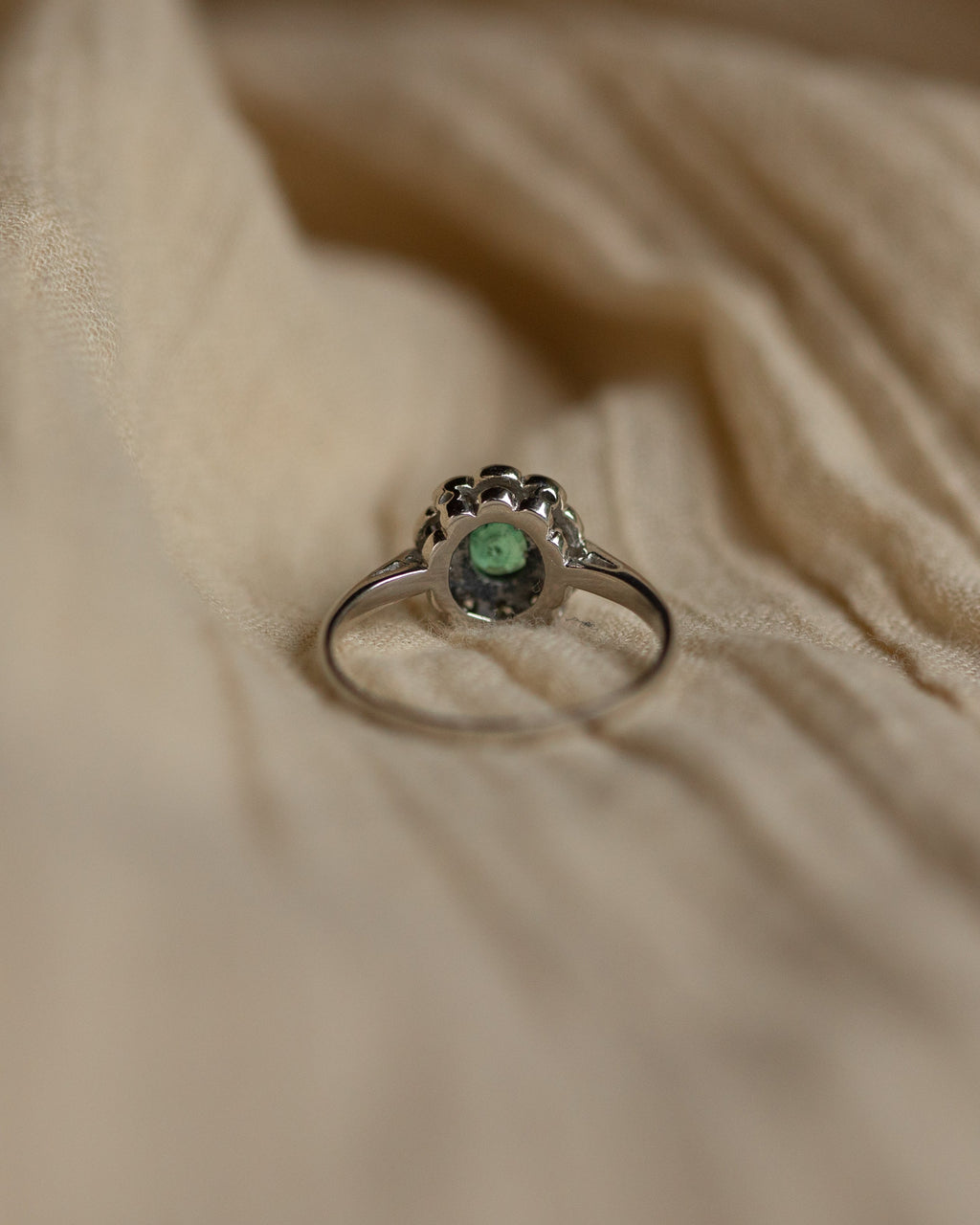 Olive 1981 Vintage 18ct White Gold Emerald & Diamond Cluster Ring