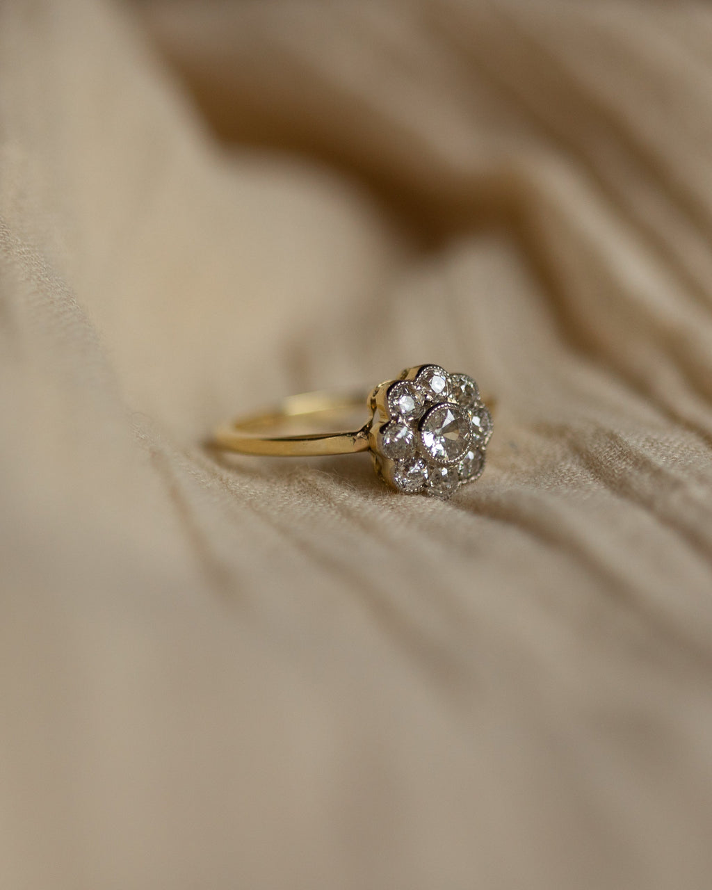 Serafina Antique 18ct Gold Diamond Daisy Cluster Ring