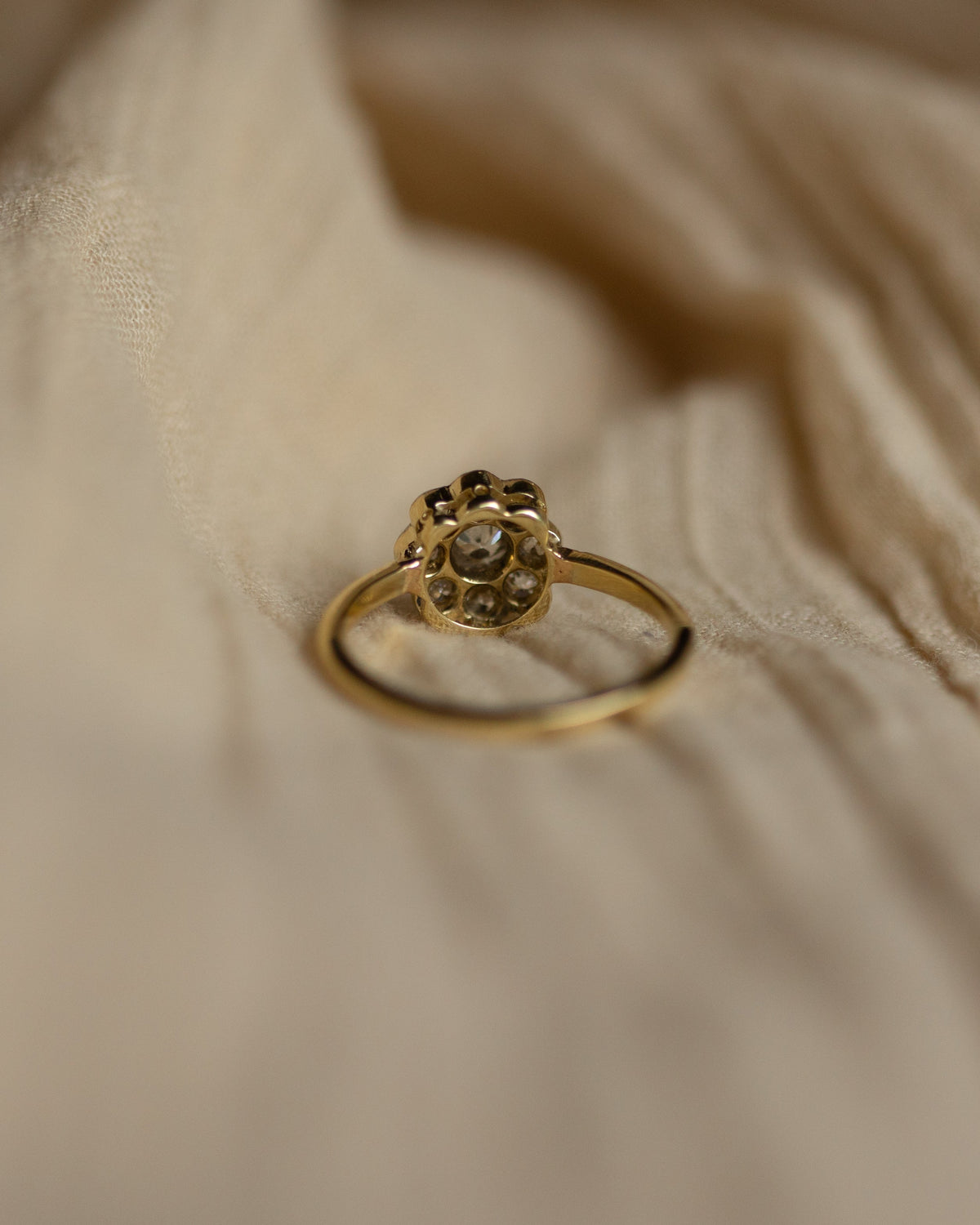 Serafina Antique 18ct Gold Diamond Daisy Cluster Ring