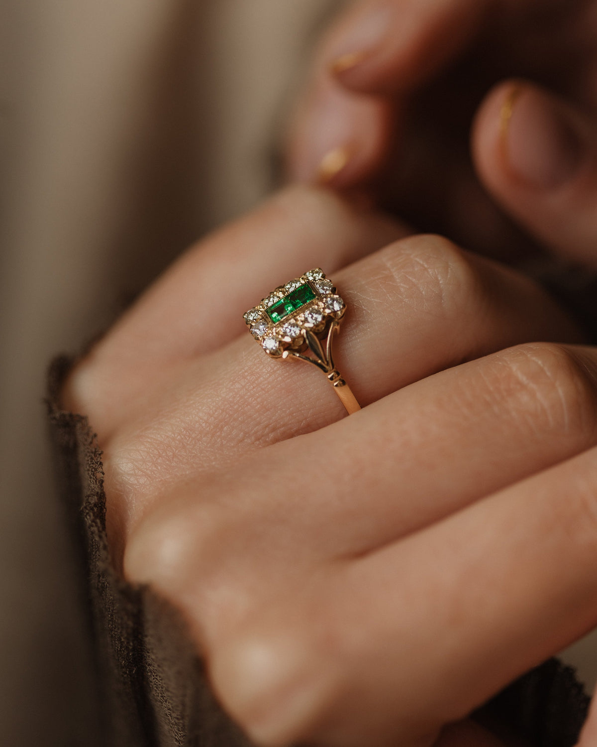 Florence Vintage 18ct Gold Emerald & Diamond Cluster Ring