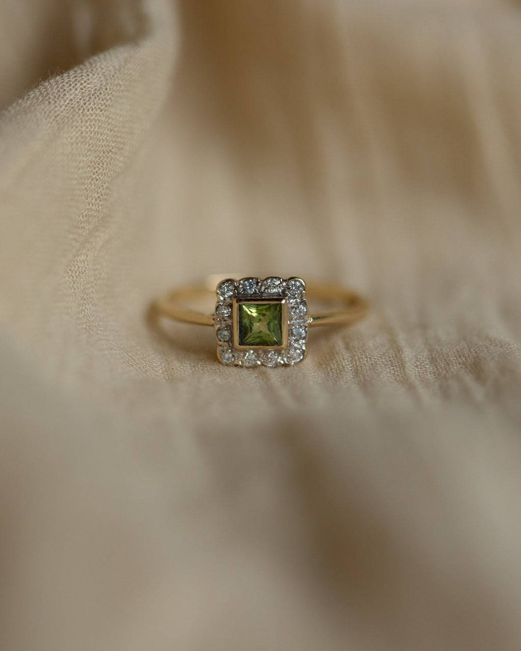 Alta Vintage 9ct Gold Peridot & Diamond Square Cluster Ring