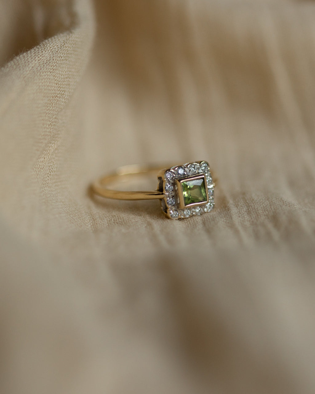Alta Vintage 9ct Gold Peridot & Diamond Square Cluster Ring