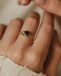 Mara Vintage 9ct Gold Garnet Single Stone Ring