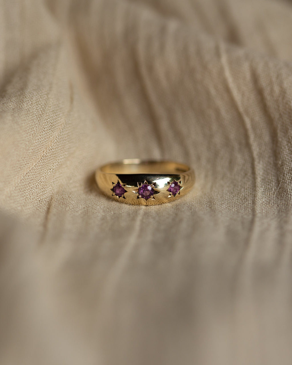 Annie 1973 Vintage 9ct Gold Ruby Trilogy Ring