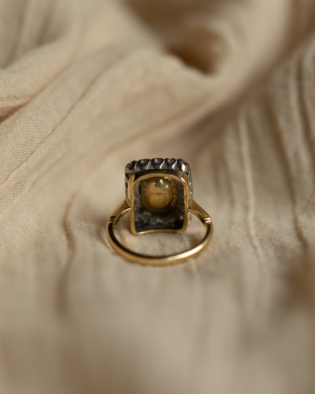 Olive Vintage 18ct Gold Emerald & Diamond Cluster Ring