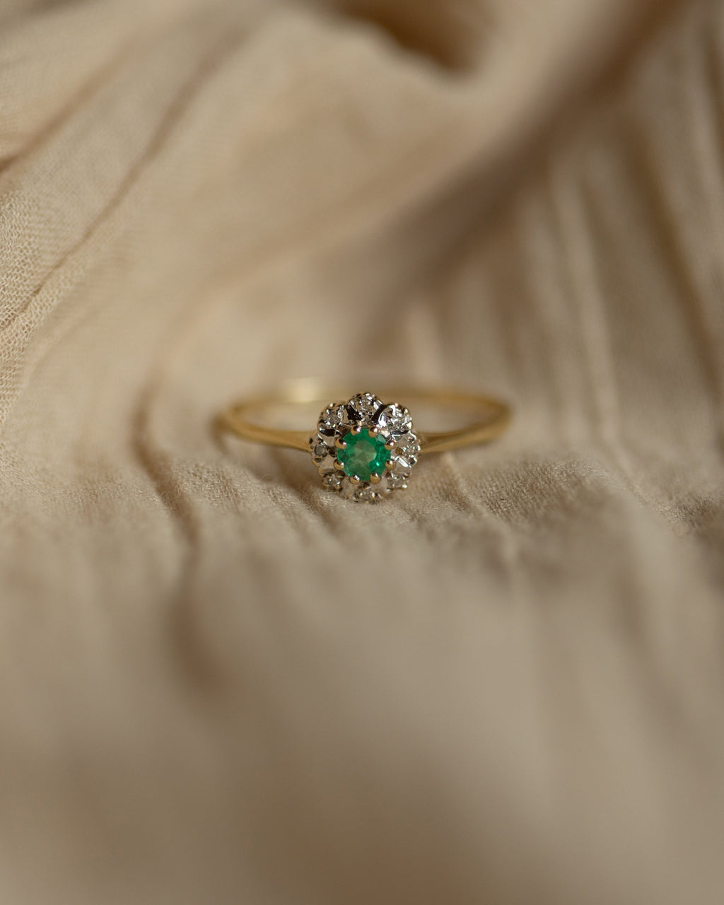 Della 1997 Vintage 9ct Gold Emerald & Diamond Cluster Ring