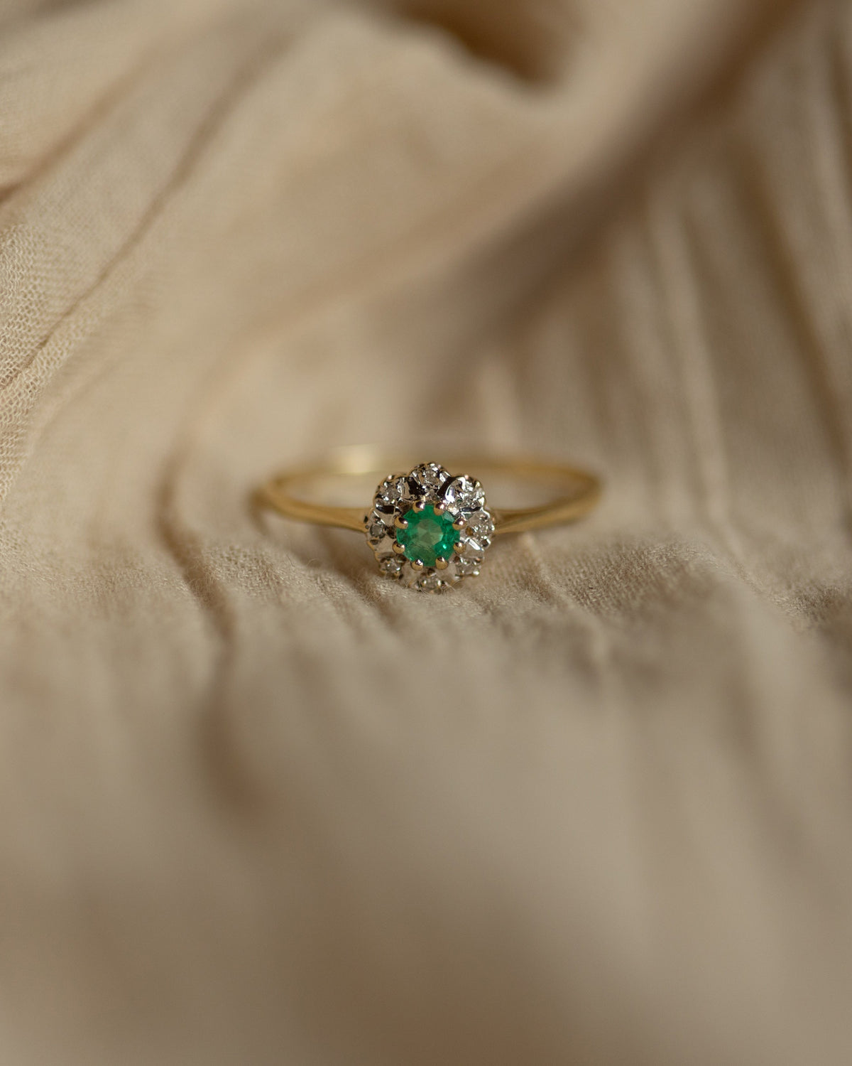 Della 1997 Vintage 9ct Gold Emerald & Diamond Cluster Ring