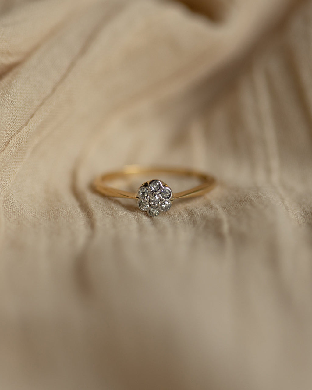 Clementine Antique 18ct Gold Diamond Daisy Cluster Ring