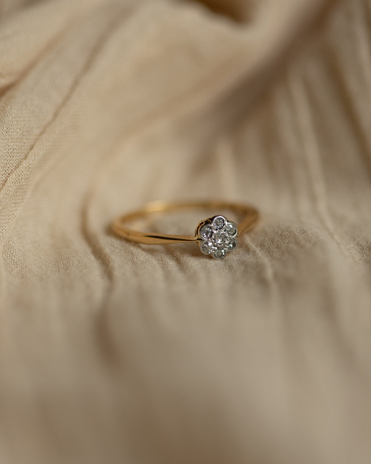 Clementine Antique 18ct Gold Diamond Daisy Cluster Ring