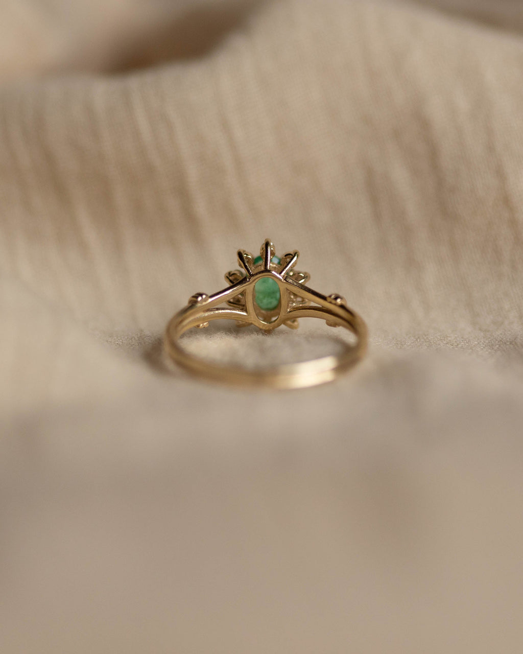 Joyce Vintage 9ct Gold Emerald & Diamond Cluster Ring