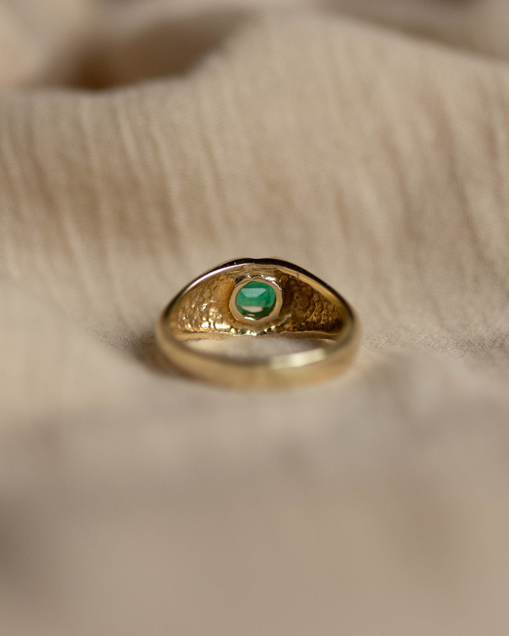 Jennet Vintage 14ct Gold Single Stone Emerald Ring