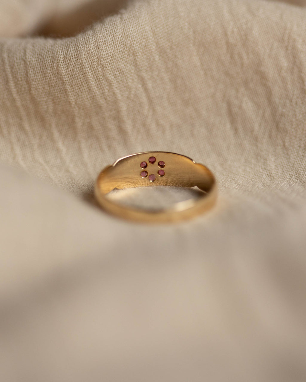 Ida 1919 Antique 18ct Gold Ruby & Diamond Flowerhead Ring