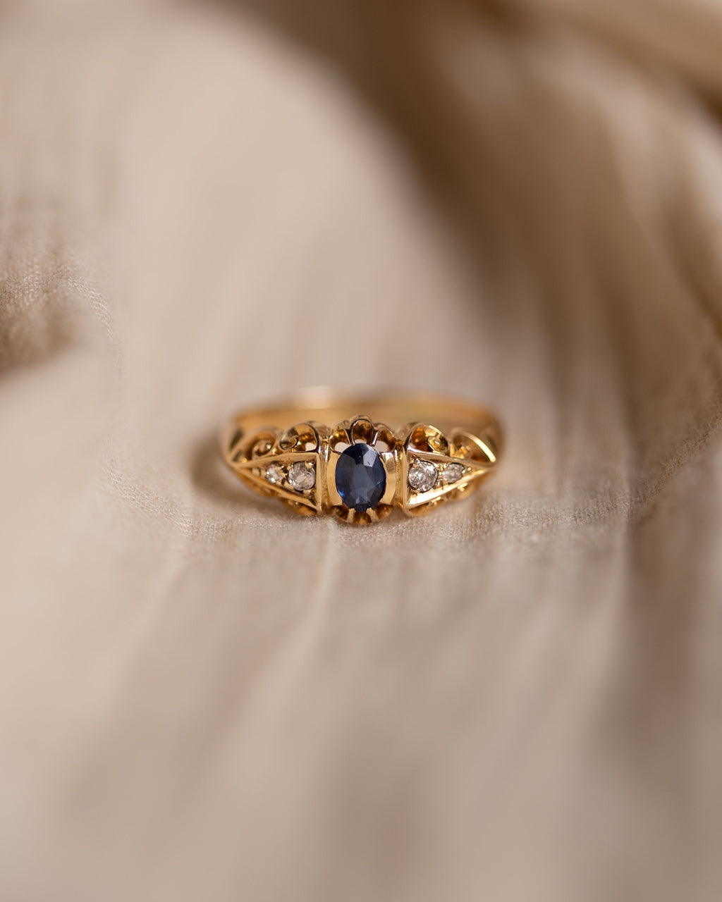Alma Antique Victorian 18ct Gold Sapphire & Diamond Ring