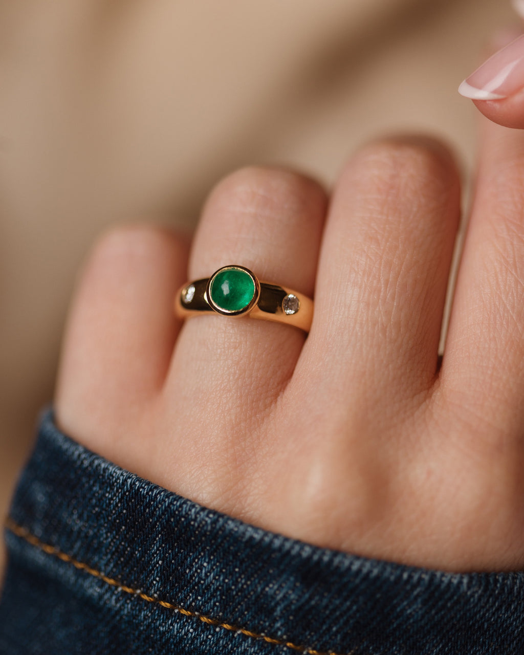Marcelle Vintage 18ct Gold Emerald & Diamond Trilogy Ring