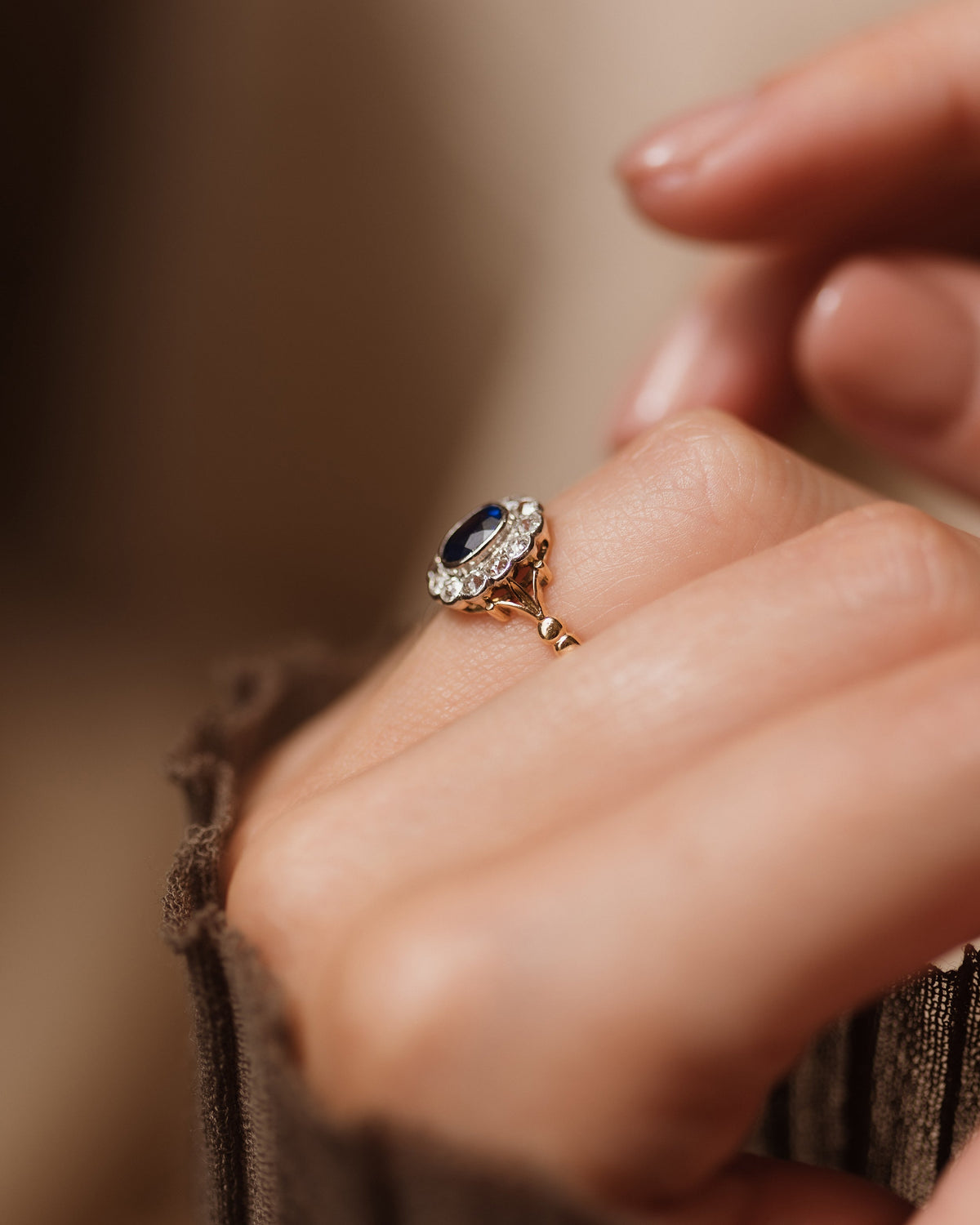 Mariam Antique 18ct Gold Sapphire & Diamond Cluster Ring