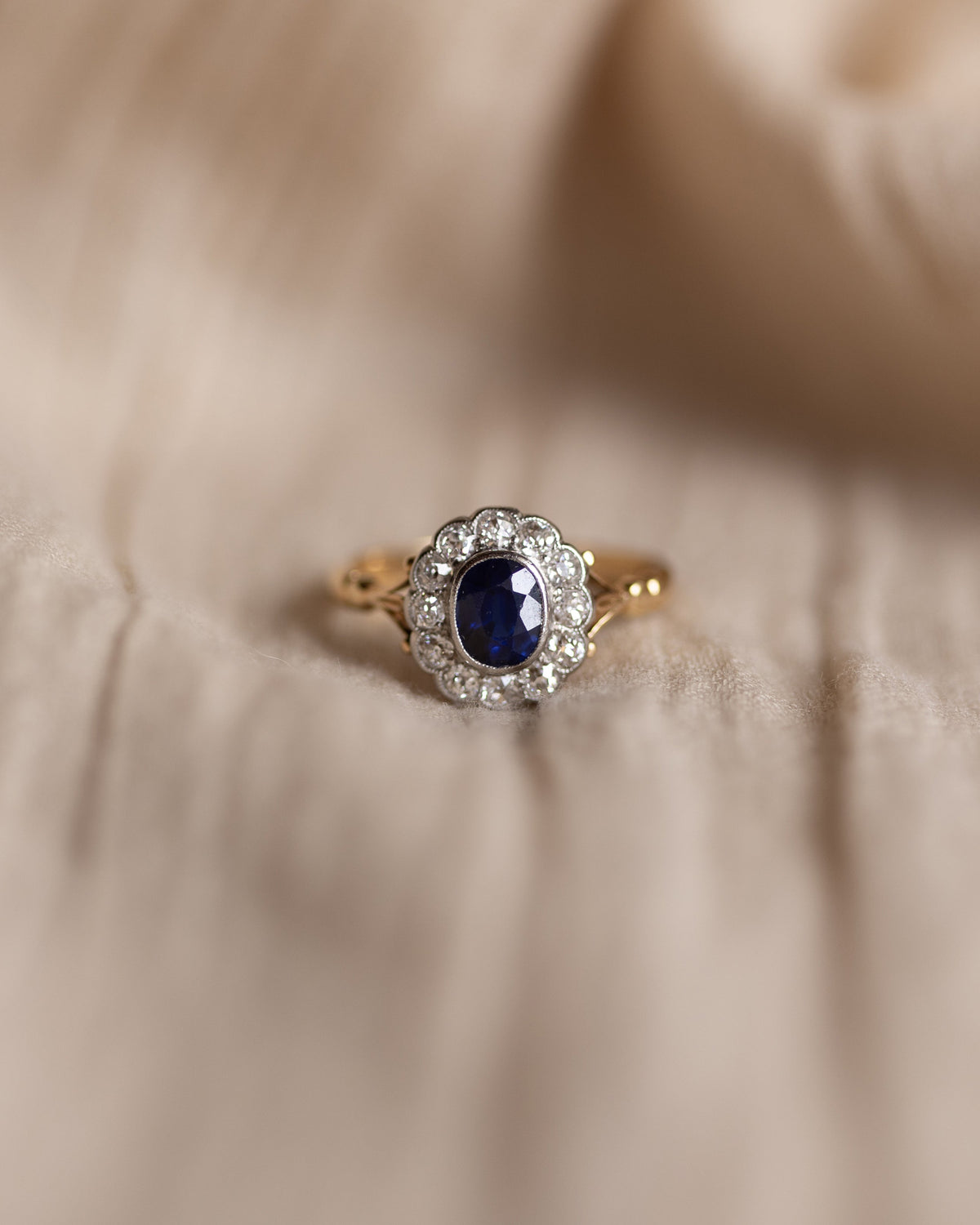 Mariam Antique 18ct Gold Sapphire & Diamond Cluster Ring