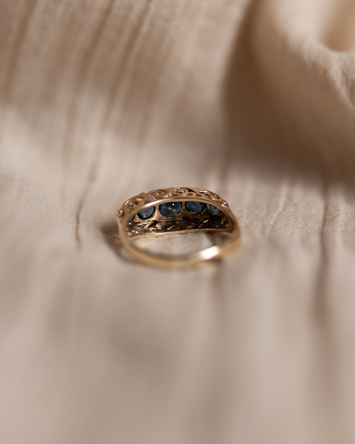 Henrietta 1978 Vintage 9ct Gold Blue Topaz Five Stone Ring