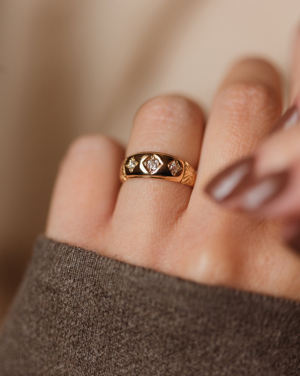 Alyson 1889 Antique 18ct Gold Diamond Trilogy Ring