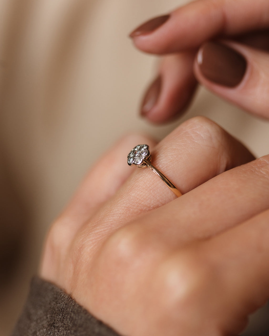 Poppy Antique 18ct Gold Diamond Daisy Cluster Ring