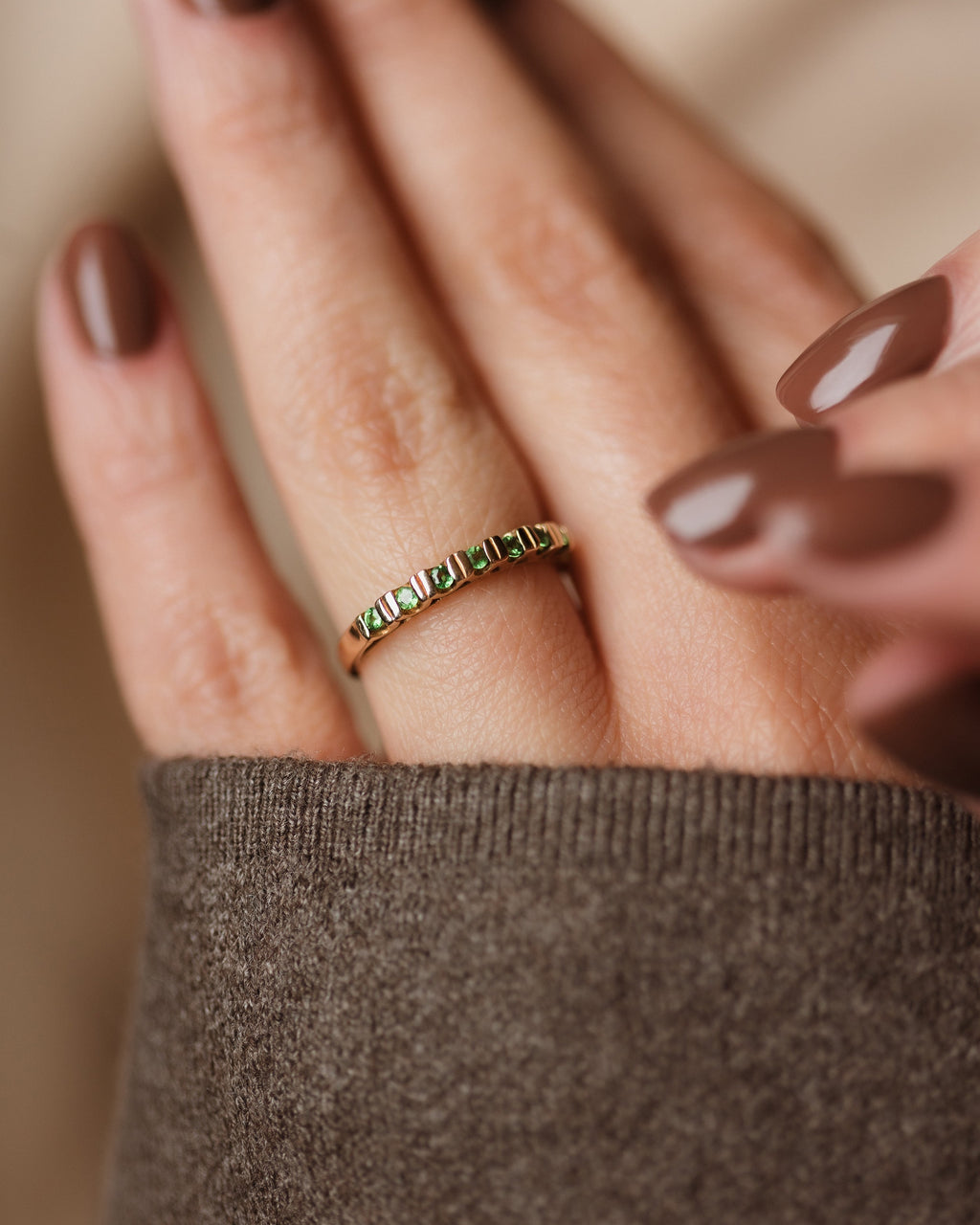 Georgia Vintage 9ct Gold Emerald Half Eternity Ring
