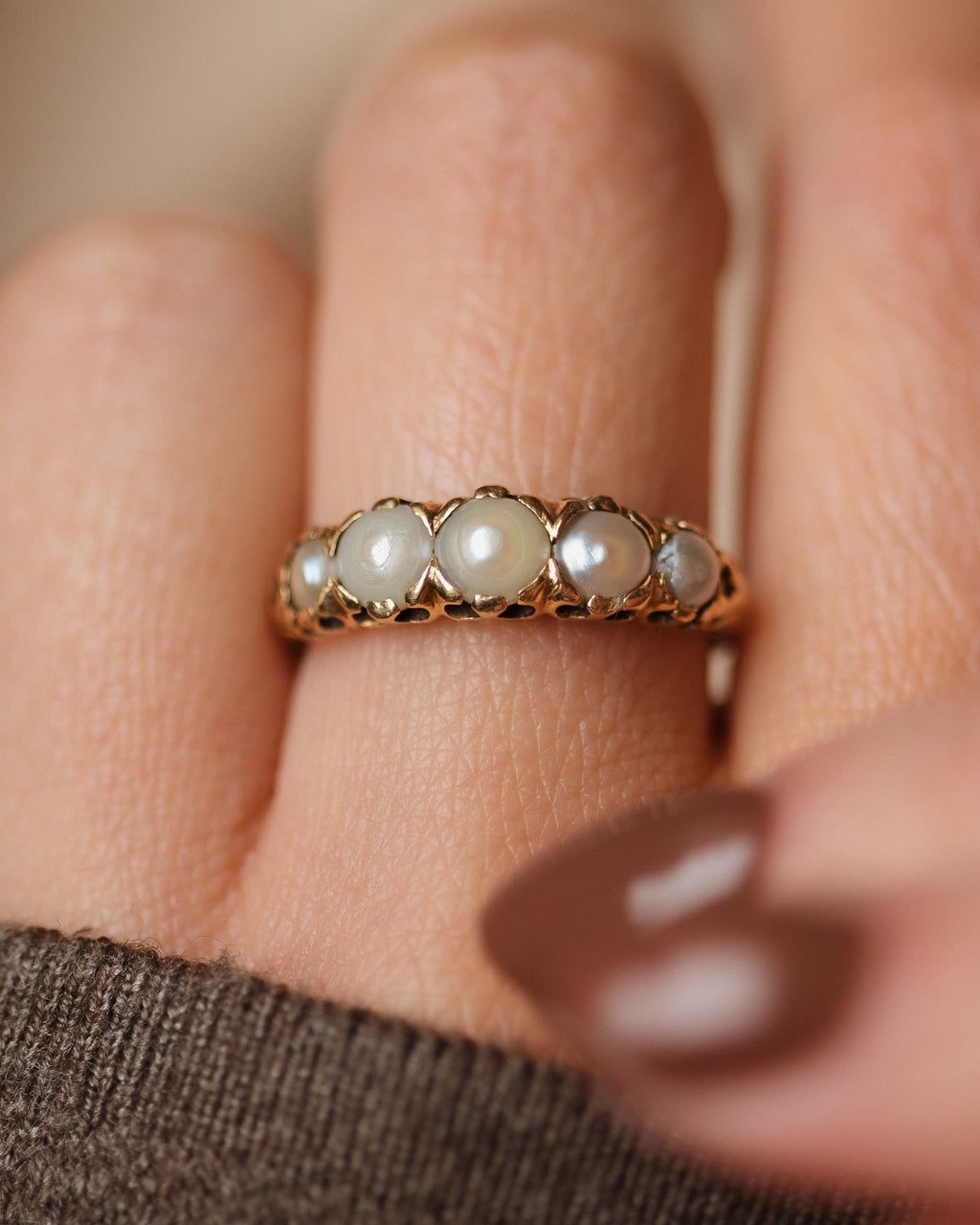 Thomasina Vintage 18ct Gold Pearl Five Stone Ring