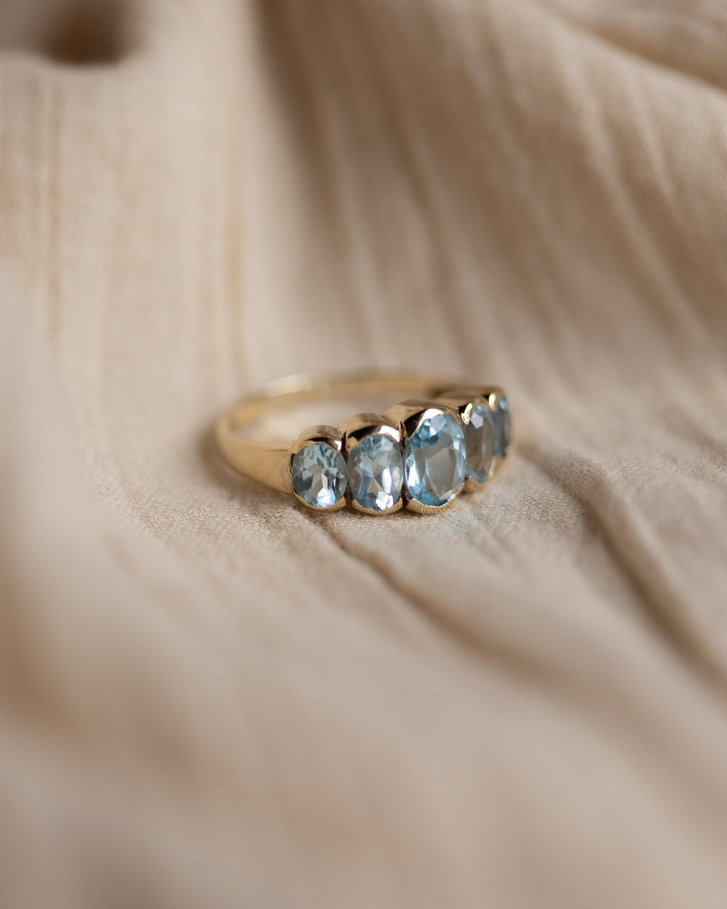 Stella Vintage 9ct Gold Blue Topaz Five Stone Ring
